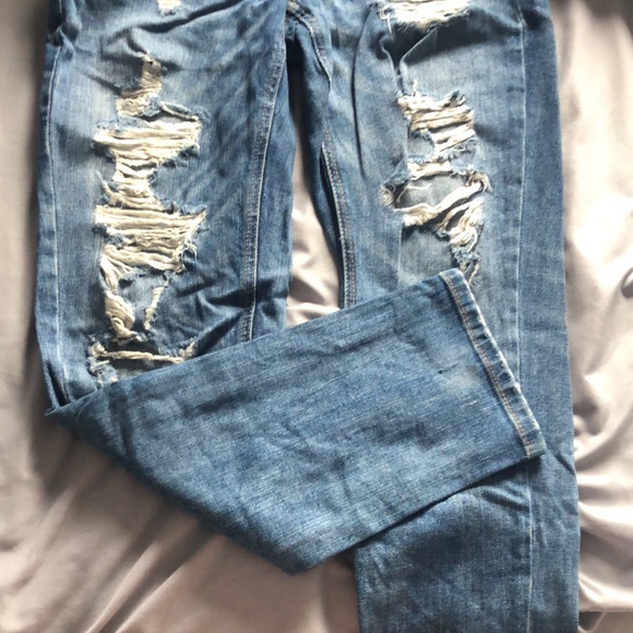 ripped jeans - Picture 3 of 4